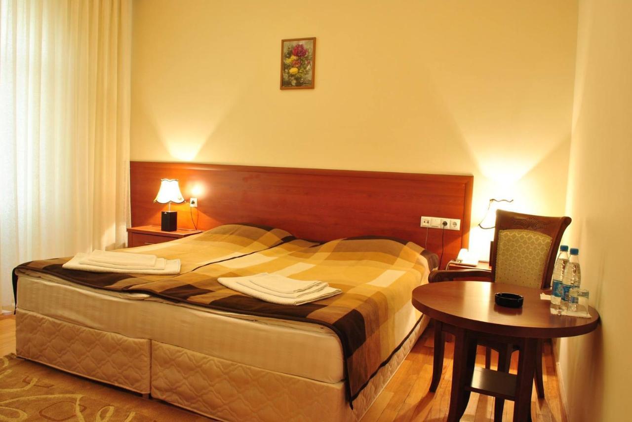 Arpa Hotel Jegegnadzor Kültér fotó